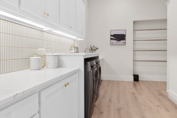 singletwiststudio young residence 13