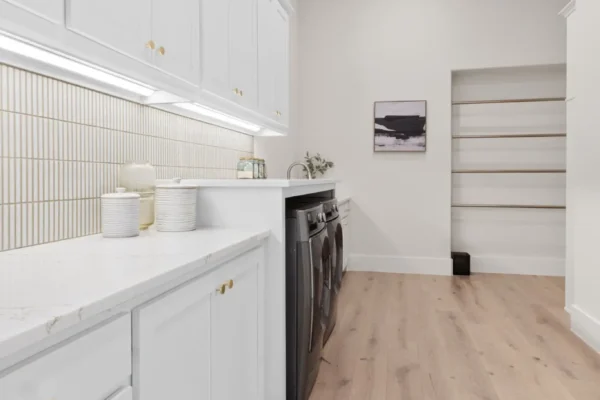 singletwiststudio young residence 13