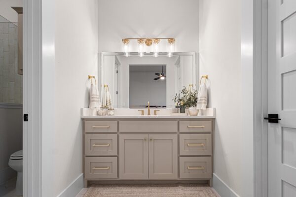 singletwiststudio young residence 37