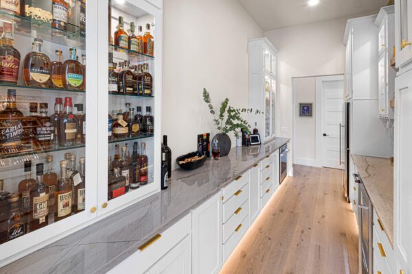 singletwiststudio young residence 40