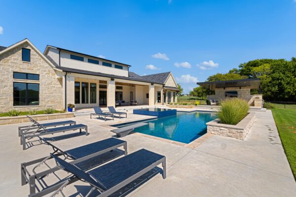 singletwiststudio young residence 44