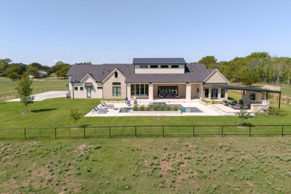 singletwiststudio young residence 49